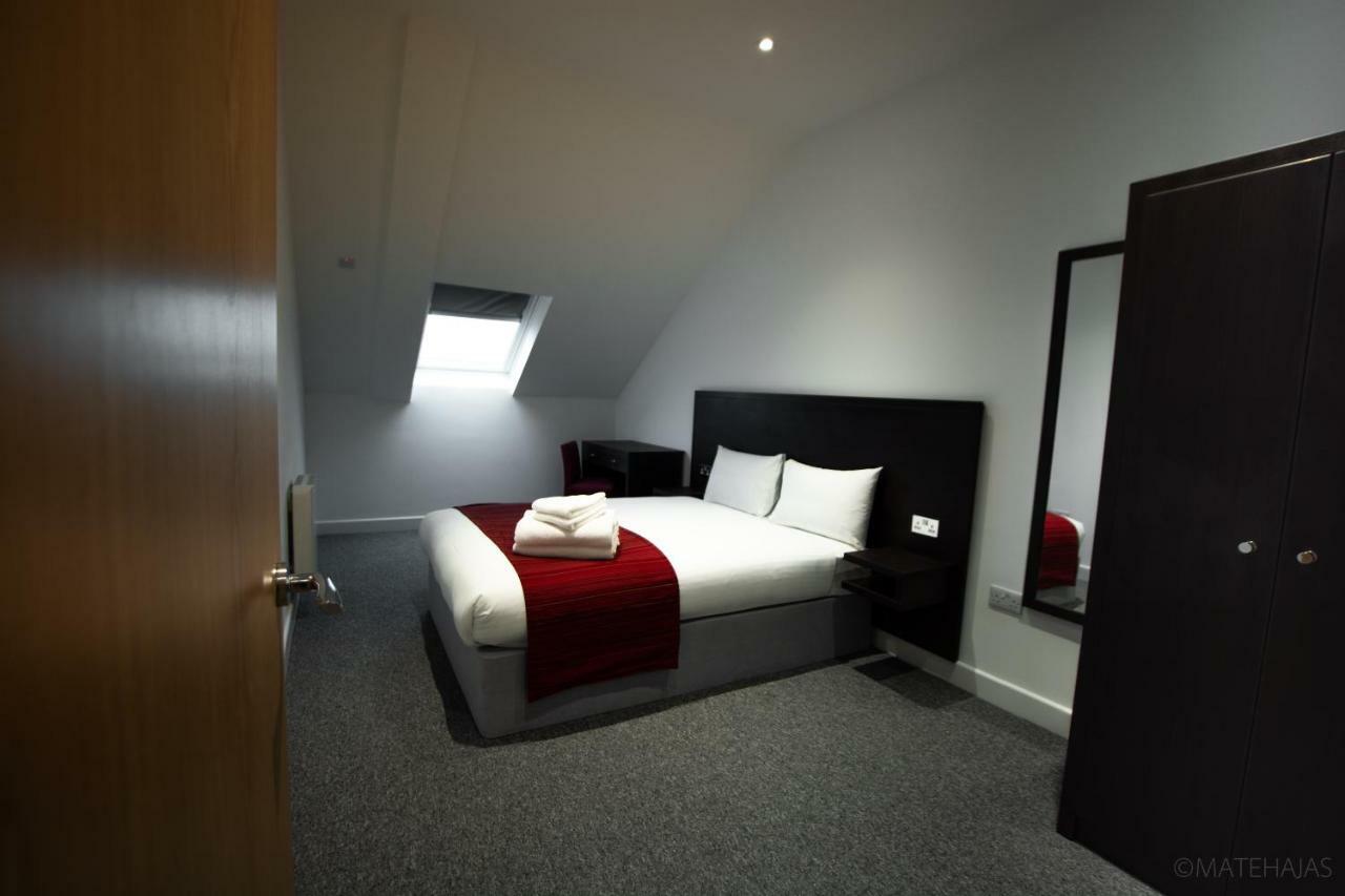 Somerville Apartments London Heathrow Hillingdon Eksteriør billede