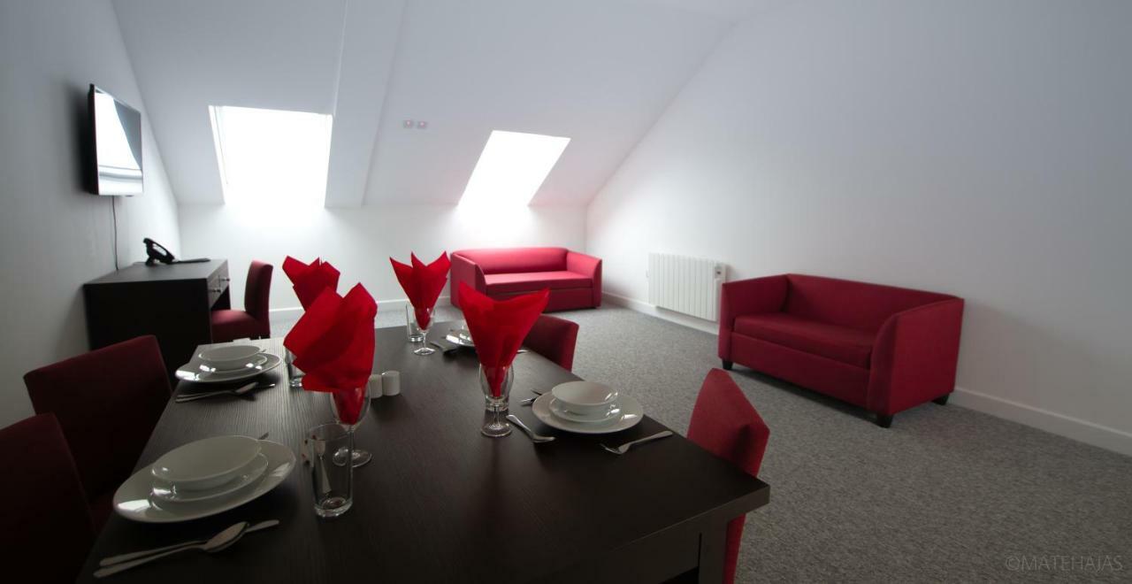 Somerville Apartments London Heathrow Hillingdon Eksteriør billede