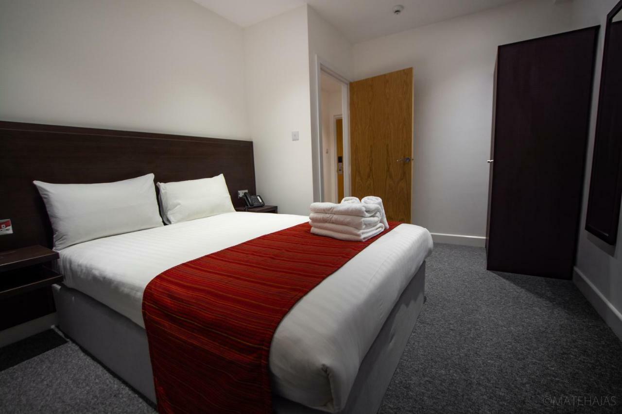Somerville Apartments London Heathrow Hillingdon Eksteriør billede